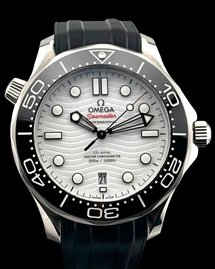 2024 Omega Seamaster Diver 300M 42MM White Dial Rubber Strap (210.32.42.20.04.001)