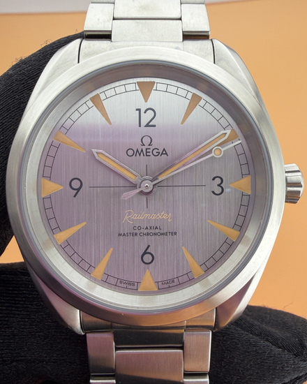 2023 Omega Seamaster Railmaster 40MM Grey Dial Steel Bracelet (220.10.40.20.06.001)