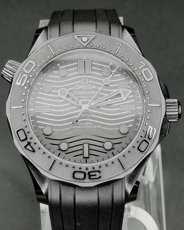 2021 Omega Seamaster Diver 300M 43.5MM Black Dial Rubber Strap (210.92.44.20.01.003)