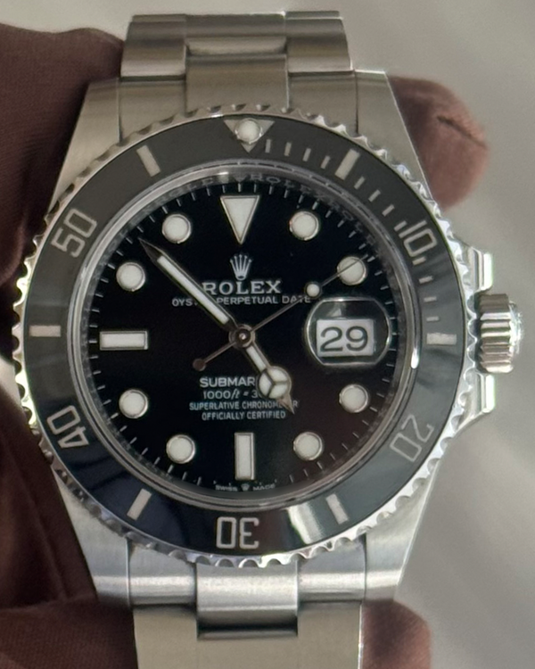 Rolex Submariner (126610LN)