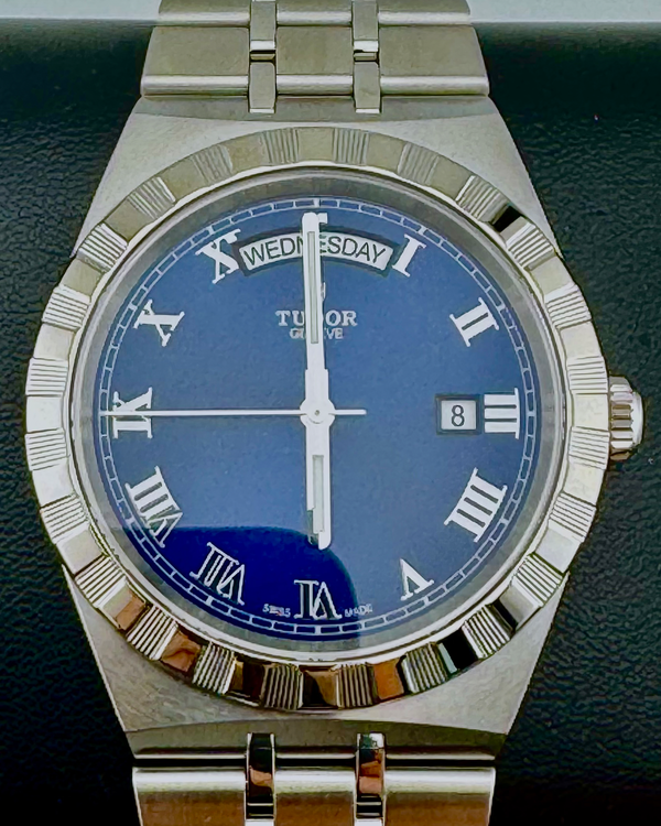Tudor Royal (28600)