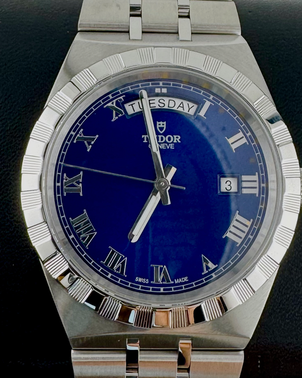 Tudor Royal (28600)