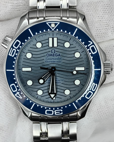 2022 Omega Seamaster Diver 300M 42MM Grey Dial Steel Bracelet (210.30.42.20.06.001)