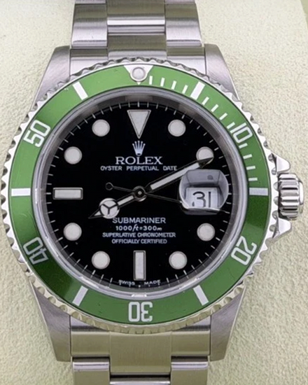 2004 Rolex Submariner Date "Kermit" 40MM Black Dial Oyster Bracelet (16610LV)