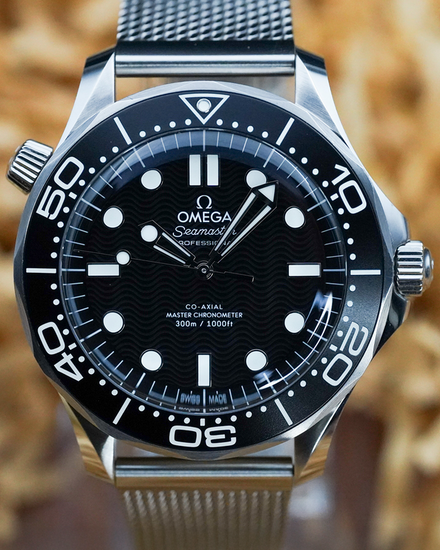 No Reserve - 2025 Omega Seamaster Diver 300M 42MM Black Dial Steel Bracelet (210.30.42.20.01.010)