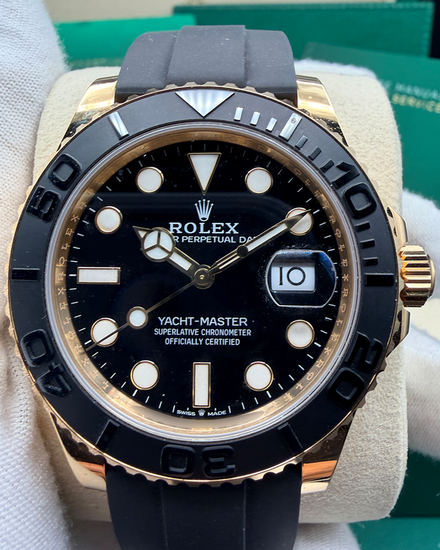 2025 Rolex Yacht-Master 42MM Black Dial Rubber Strap (226658)