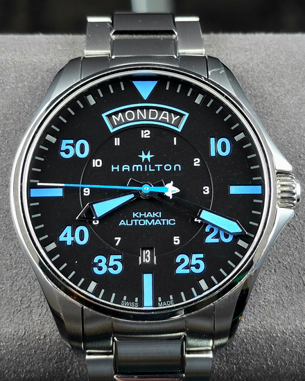 No Reserve - 2024 Hamilton Khaki Aviation Pilot Day-Date Air Zermatt 42MM Black Dial Steel Bracelet (H64625131)