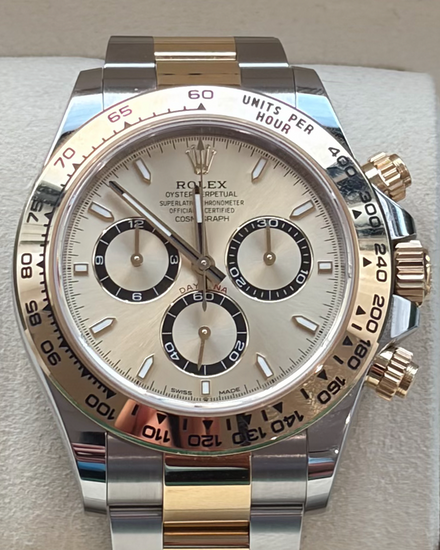 2025 Rolex Cosmograph Daytona 40MM Champagne Dial Two-Tone Oyster Bracelet (126503)