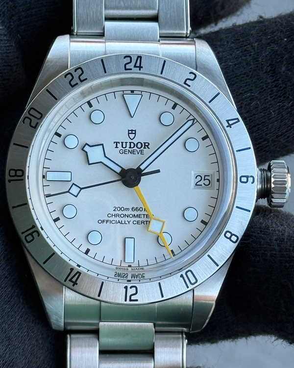 2025 Tudor Black Bay Pro 39MM White Dial Steel Bracelet (M79470-0004)