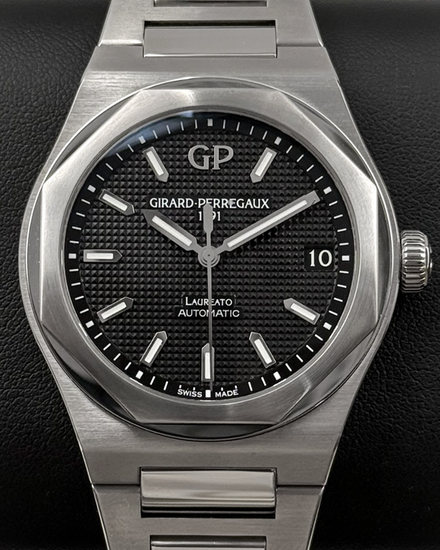 2022 Girard Perregaux Laureato 42MM Black Dial Steel Bracelet (81010-11-634-11A)