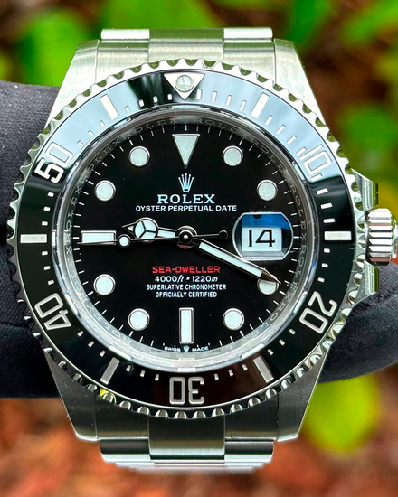 Rolex Sea-Dweller "Red Letters" 43MM Black Dial Oyster Bracelet (126600)