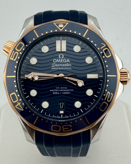 2022 Omega Seamaster Diver 300M 42MM Blue Dial Rubber Strap (210.22.42.20.03.002)