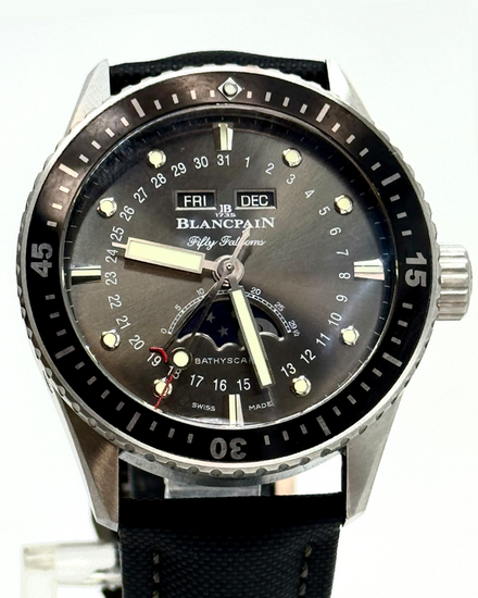 2023 Blancpain Fifty Fathoms Bathyscaphe Quantième Complet Phases de Lune 43MM Grey Dial Textile Strap (5054-1110-B52A)