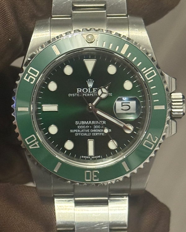2015 Rolex Submariner Date "Hulk" 40MM Green Dial Oyster Bracelet (116610LV)