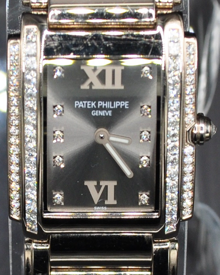 Patek Philippe Twenty-4 25MM Quartz Grey Dial White Gold Bracelet (4910/20G-010)