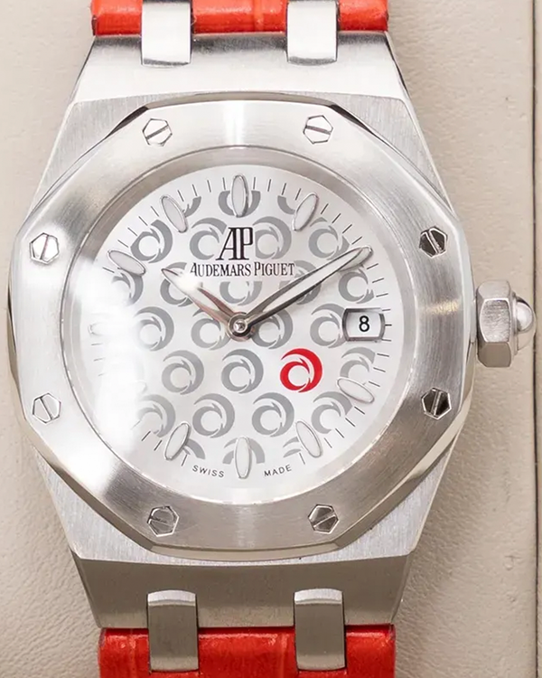 2006 Audemars Piguet Royal Oak "Lady Alinghi" 33MM Quartz Silver Dial Leather Strap (67610ST)