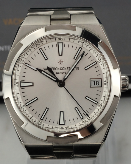 2022 Vacheron Constantin Overseas 41MM Silver Dial Steel Bracelet (4500V/110A-B126)