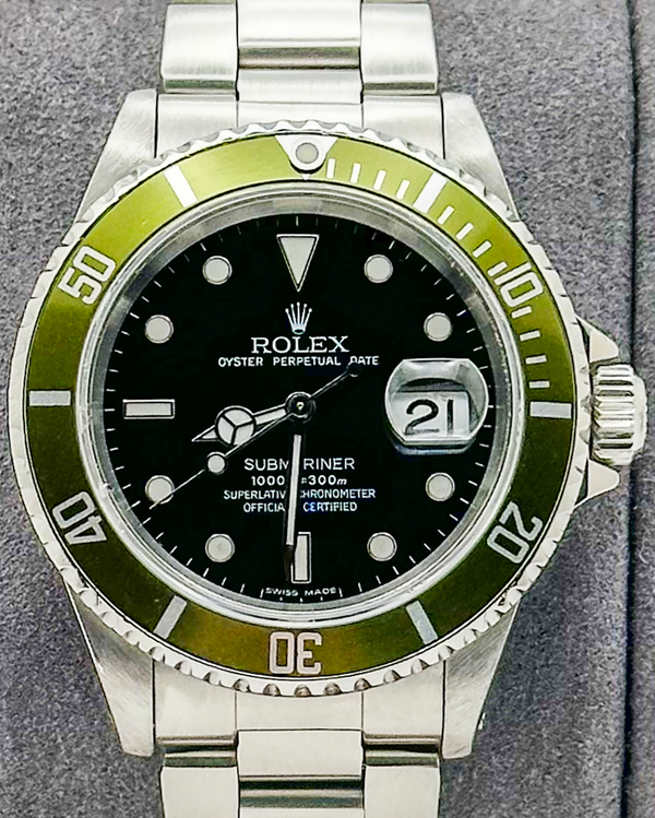 No Reserve - 1996 Rolex Submariner Date 40MM Black Dial Oyster Bracelet (16610)