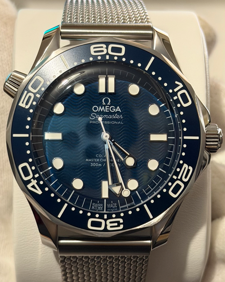 2025 Omega Seamaster Diver 300M "James Bond 60th Anniversary" 42MM Blue Dial Steel Bracelet (210.30.42.20.03.002)