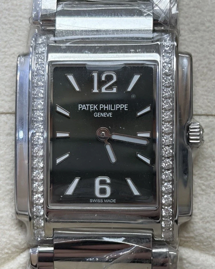 2024 Patek Philippe Twenty-4 25.1MM Quartz Green Dial Steel Bracelet (4910/1200A-011)