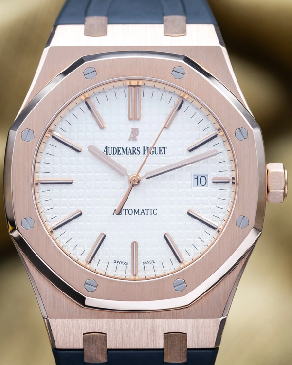 2015 Audemars Piguet Royal Oak 41MM Silver Dial Rubber Strap (15400OR.OO.D088CR.01)