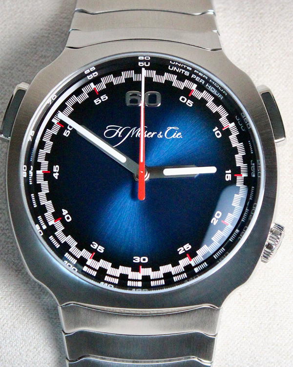 2021 H. Moser & Cie Streamliner Flyback Chronograph 42.3MM Blue "Fumé" Dial Steel Bracelet (6902-1201)