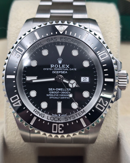 2020 Rolex Sea-Dweller Deepsea 44MM Black Dial Oyster Bracelet (126660)