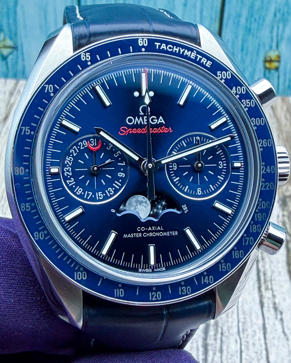 2019 Omega Speedmaster Moonphase 44MM Blue Dial Leather Strap (304.33.44.52.03.001)