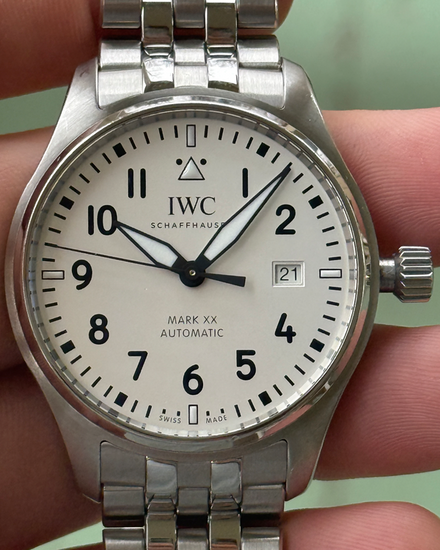 2024 IWC Schaffhausen Pilot Mark XX 40MM Silver Dial Steel Bracelet (IW328208)