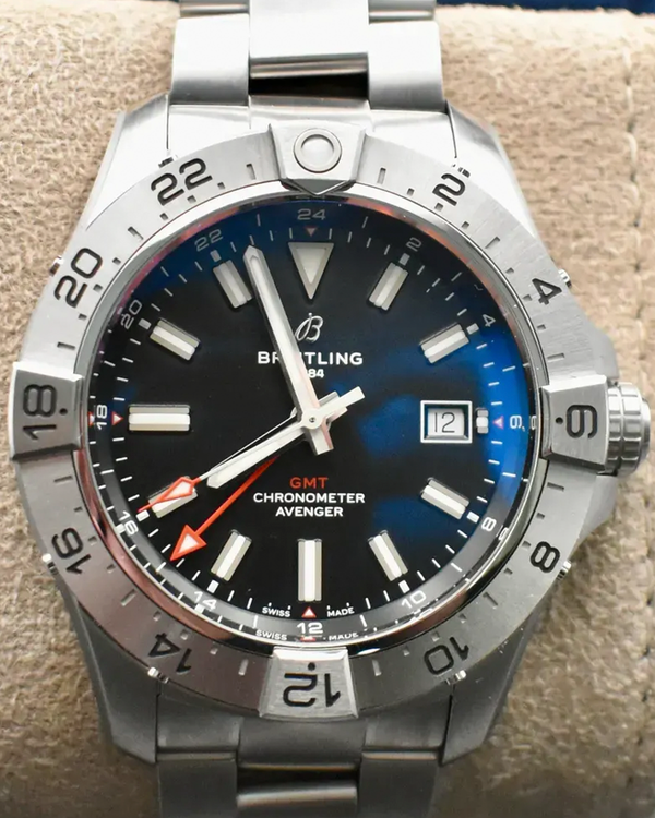2025 Breitling Avenger 44MM Black Dial Steel Bracelet (A32320)