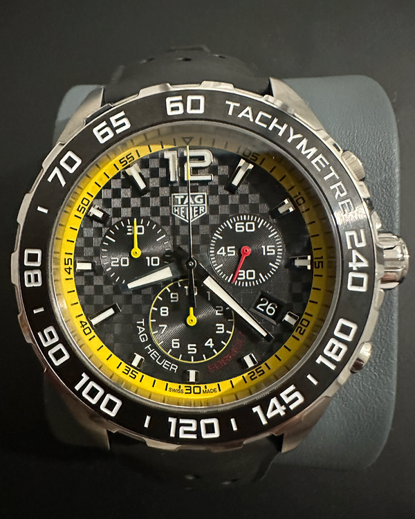 Tag Heuer Formula 1 Chronograph 43MM Quartz Carbon Fiber Dial Rubber Strap (CAZ101AC.FT8024)