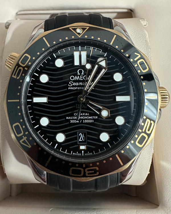 2023 Omega Seamaster Diver 300M 42MM Black Dial Rubber Strap (210.22.42.20.01.001)