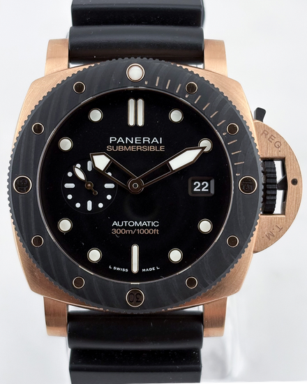 2025 Panerai Submersible Goldtech Orocarbo 44MM Black Dial Rubber Strap (PAM02070)