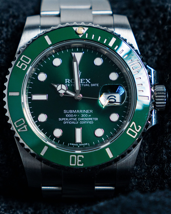 2016 Rolex Submariner Date "Hulk" 40MM Green Dial Oyster Bracelet (116610LV)