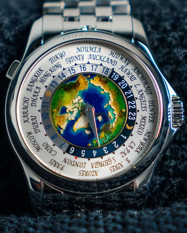 2018 Patek Philippe World Time 39.5MM White Dial Platinum Bracelet (5131/1P-001)