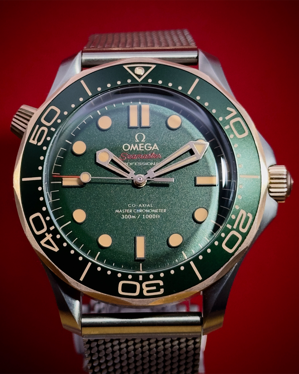 2025 Omega Seamaster Diver 300M 42MM Green Dial Titanium Bracelet (210.90.42.20.10.001)