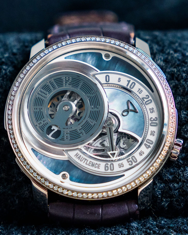 Hautlence Jump Hour Retrograde L.E. 41MM Mother Of Pearl Dial Leather Strap (HLC3)