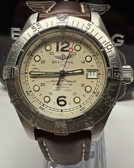 No Reserve - 2005 Breitling Superocean 42MM Cream Dial Leather Strap (A17360)