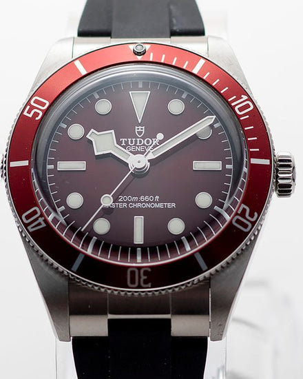 2025 Tudor Black Bay 58' 39MM Red Dial Rubber Strap (7939A1A0RU)