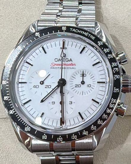 2024 Omega Speedmaster Professional Moonwatch 42MM White Dial Steel Bracelet (310.30.42.50.04.001)