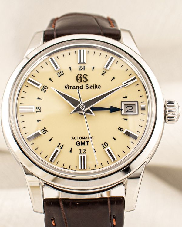 Grand Seiko Elegance (SBGM221G)