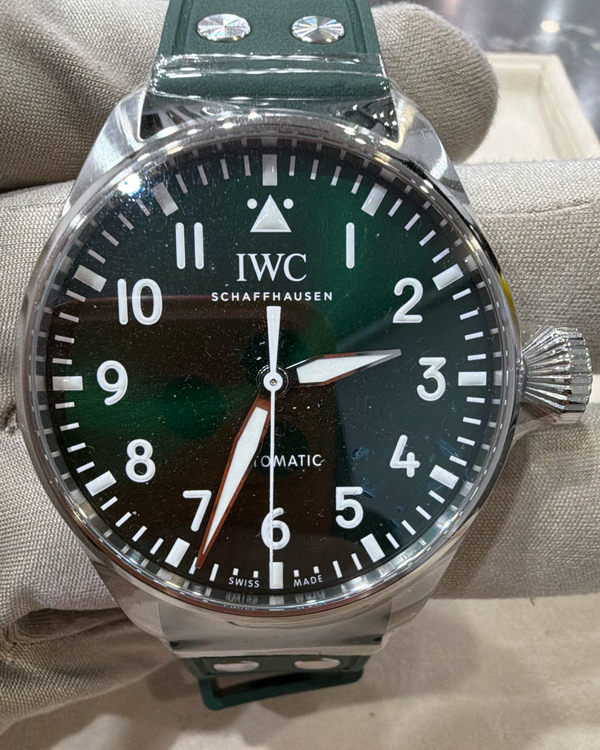 2025 IWC Schaffhausen Pilot 43MM Green Dial Rubber Strap (IW329306)
