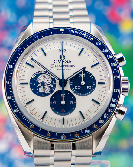 2022 Omega Speedmaster Anniversary Series “Silver Snoopy Award” 42MM Silver Dial Steel Bracelet (310.32.42.50.02.001)