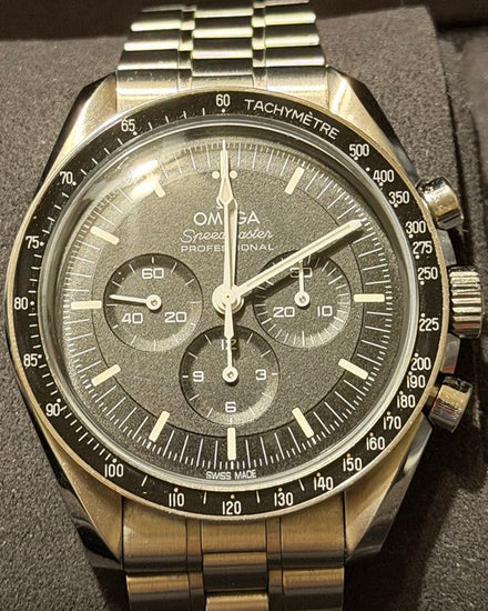 2024 Omega Speedmaster Professional Moonwatch 42MM Black Dial Steel Bracelet (310.30.42.50.01.001)