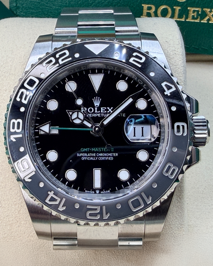2026 Rolex GMT-Master II "Bruce Wayne" 40MM Black Dial Oyster Bracelet (126710GRNR)