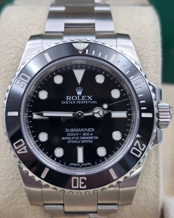 2017 Rolex Submariner No-Date 40MM Black Dial Oyster Bracelet (114060)