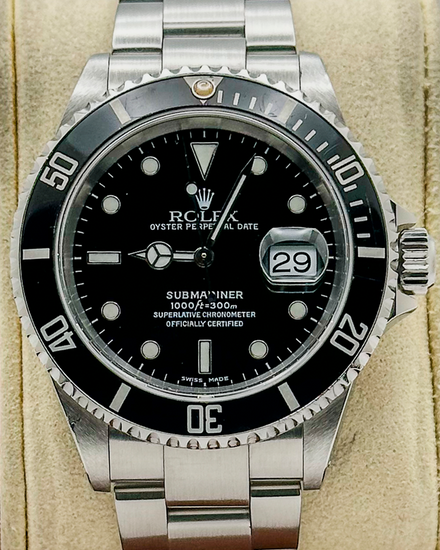 No Reserve - 2001 Rolex Submariner Date 40MM Black Dial Oyster Bracelet (16610)