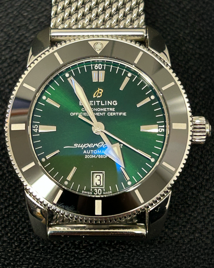 2022 Breitling Superocean Heritage B20 Automatic 42MM Green Dial Steel Bracelet (AB2010121L1A1)