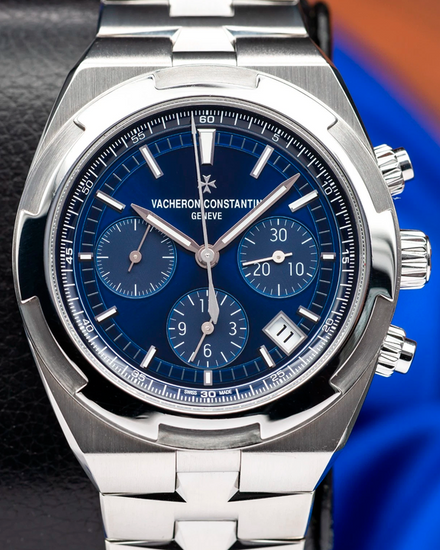2024 Vacheron Constantin Overseas Chronograph 42.5MM Blue Dial Steel Bracelet (5520V/210A-B148)