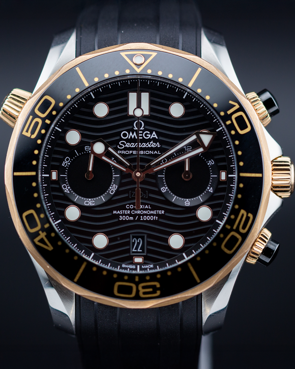 2024 Omega Seamaster Diver 300M 44MM Black Dial Rubber Strap (210.22.44.51.01.001)